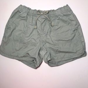 Pastel green shorts for kids